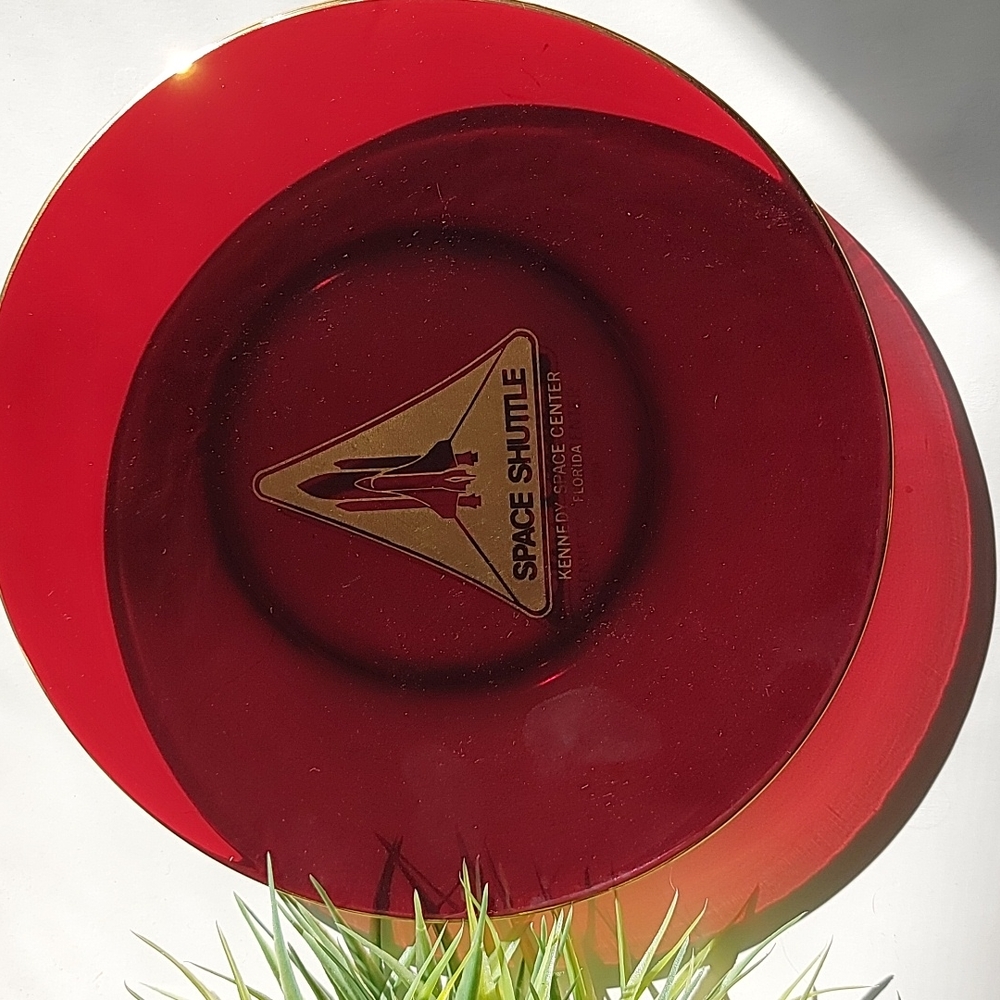 RARE Vintage Kennedy Space Center Florida Space Shuttle Plate